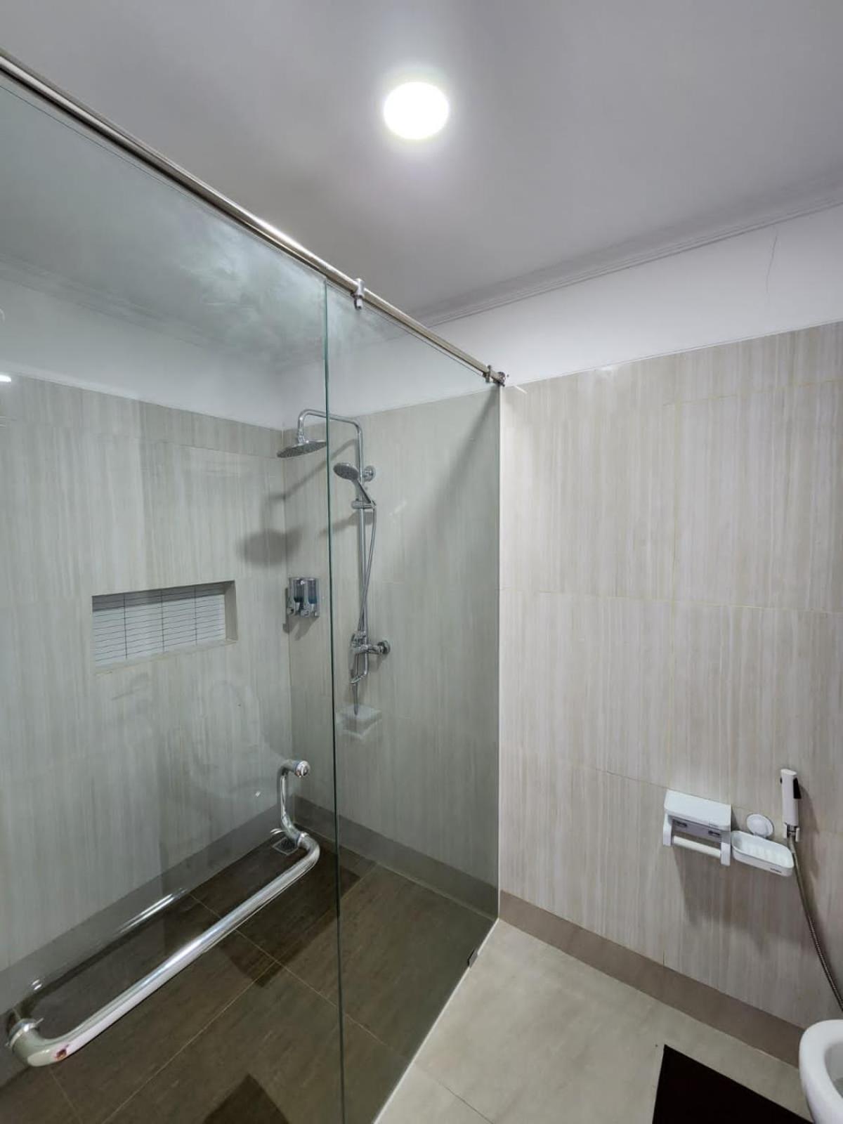 Kulem Gempol Hotel Bandung Exterior foto